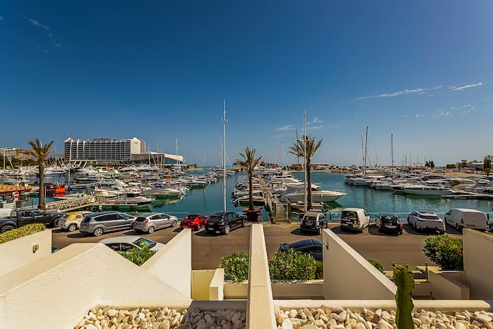 HomeSlow Rentals managed Airbnb listing 3