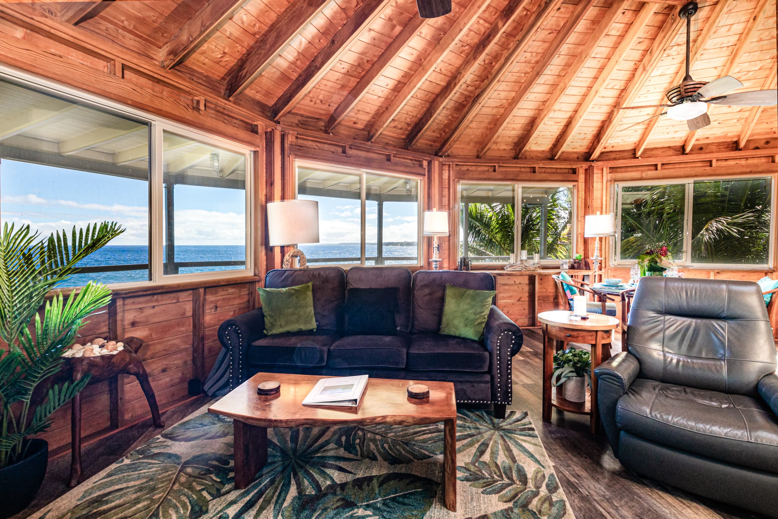 Home in Keaau · ★4.95 · 2 bedrooms · 2 beds · 3 baths - Image 9