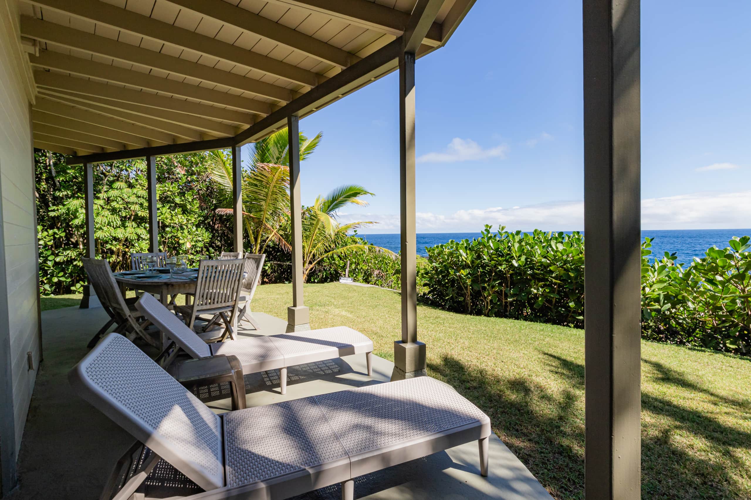 Home in Keaau · ★4.95 · 2 bedrooms · 2 beds · 3 baths - Image 38