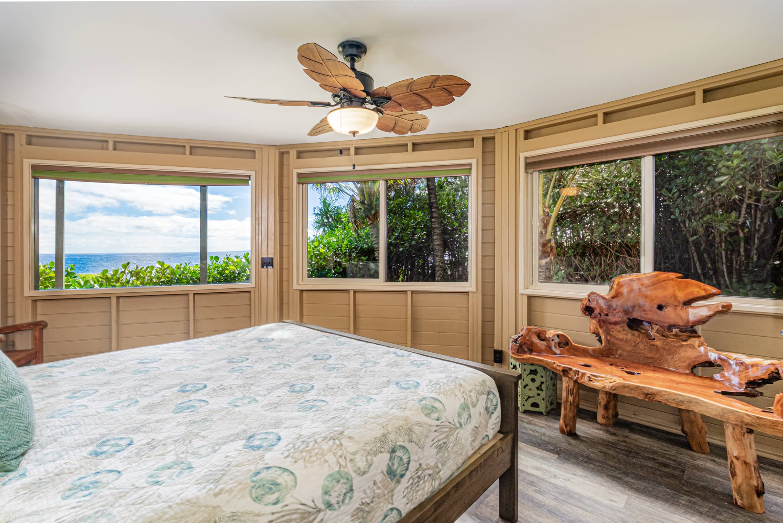 Home in Keaau · ★4.95 · 2 bedrooms · 2 beds · 3 baths - Image 25