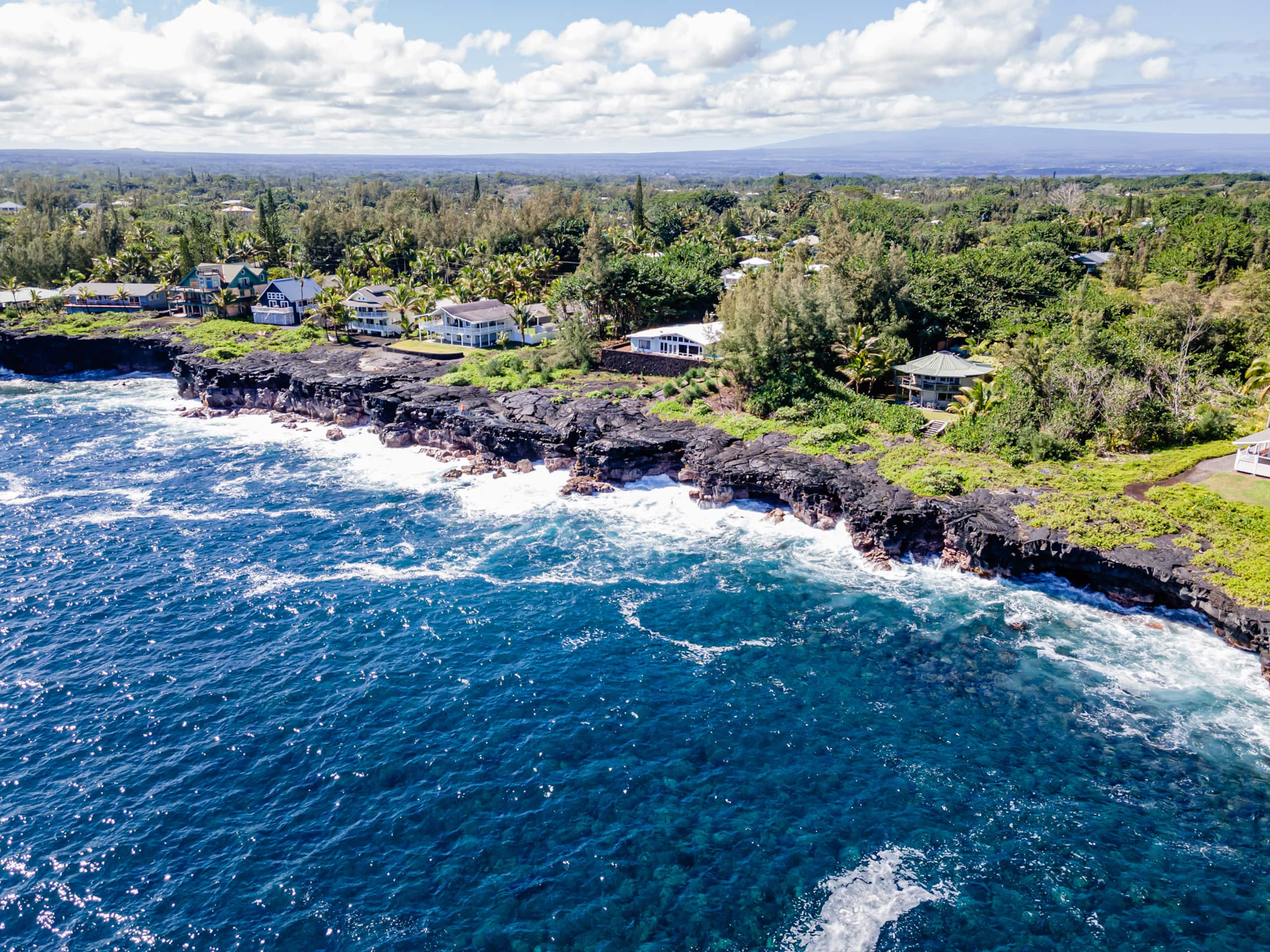 Home in Keaau · ★4.95 · 2 bedrooms · 2 beds · 3 baths - Image 33