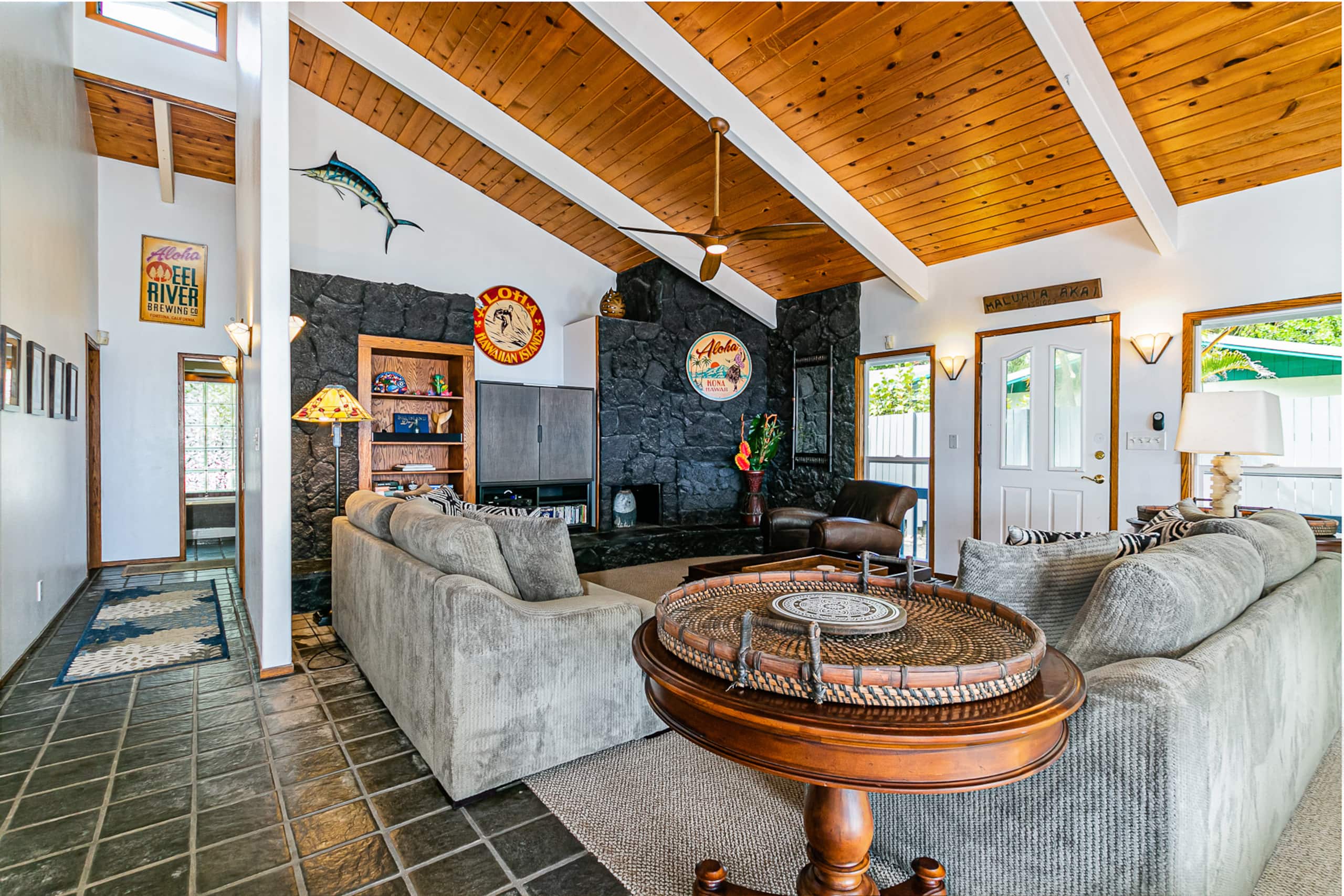 Home in Keaau · ★4.91 · 2 bedrooms · 3 beds · 2 baths - Image 11