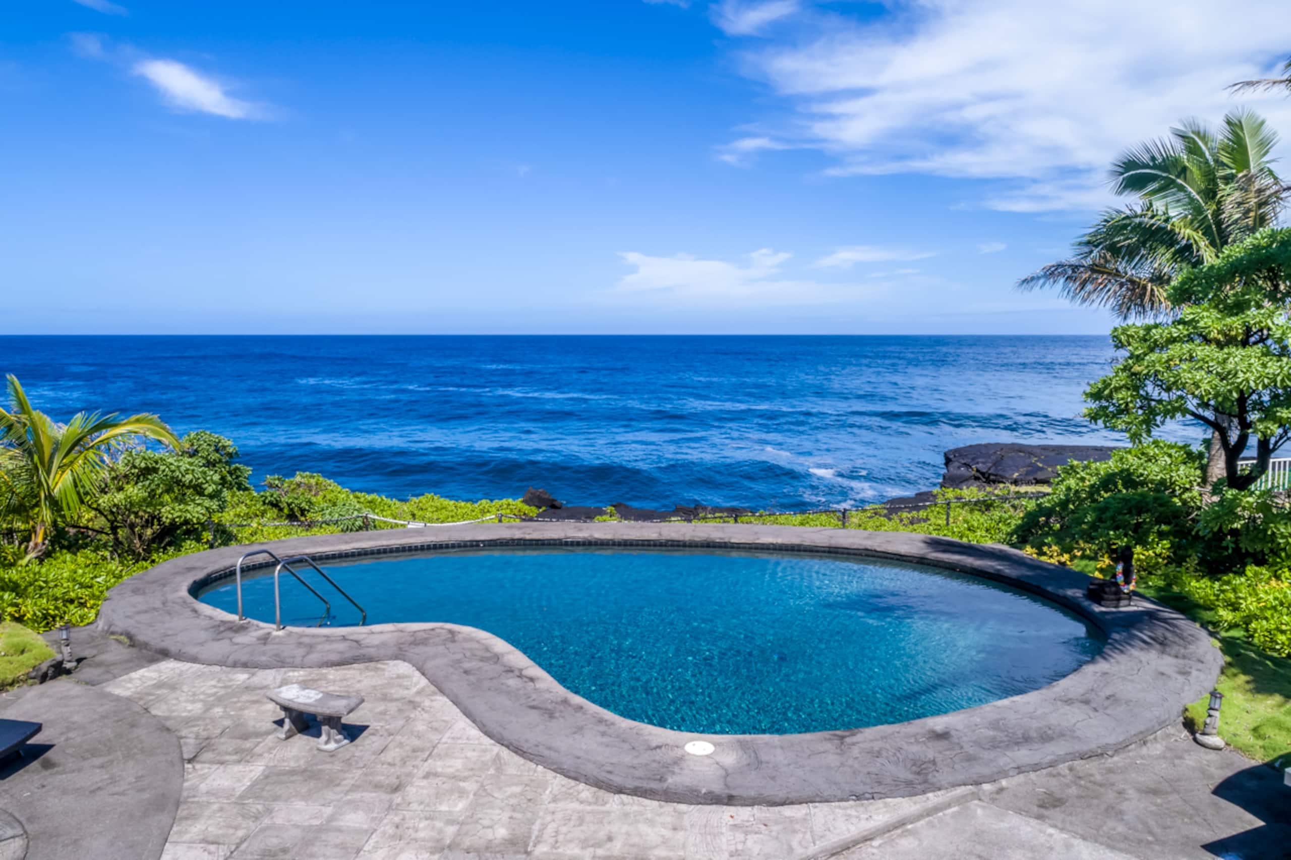 Home in Keaau · ★4.91 · 2 bedrooms · 3 beds · 2 baths - Image 26