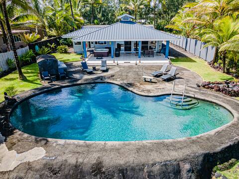 Hilo Shangrila Oceanfront Home w/Pool, Hot Tub