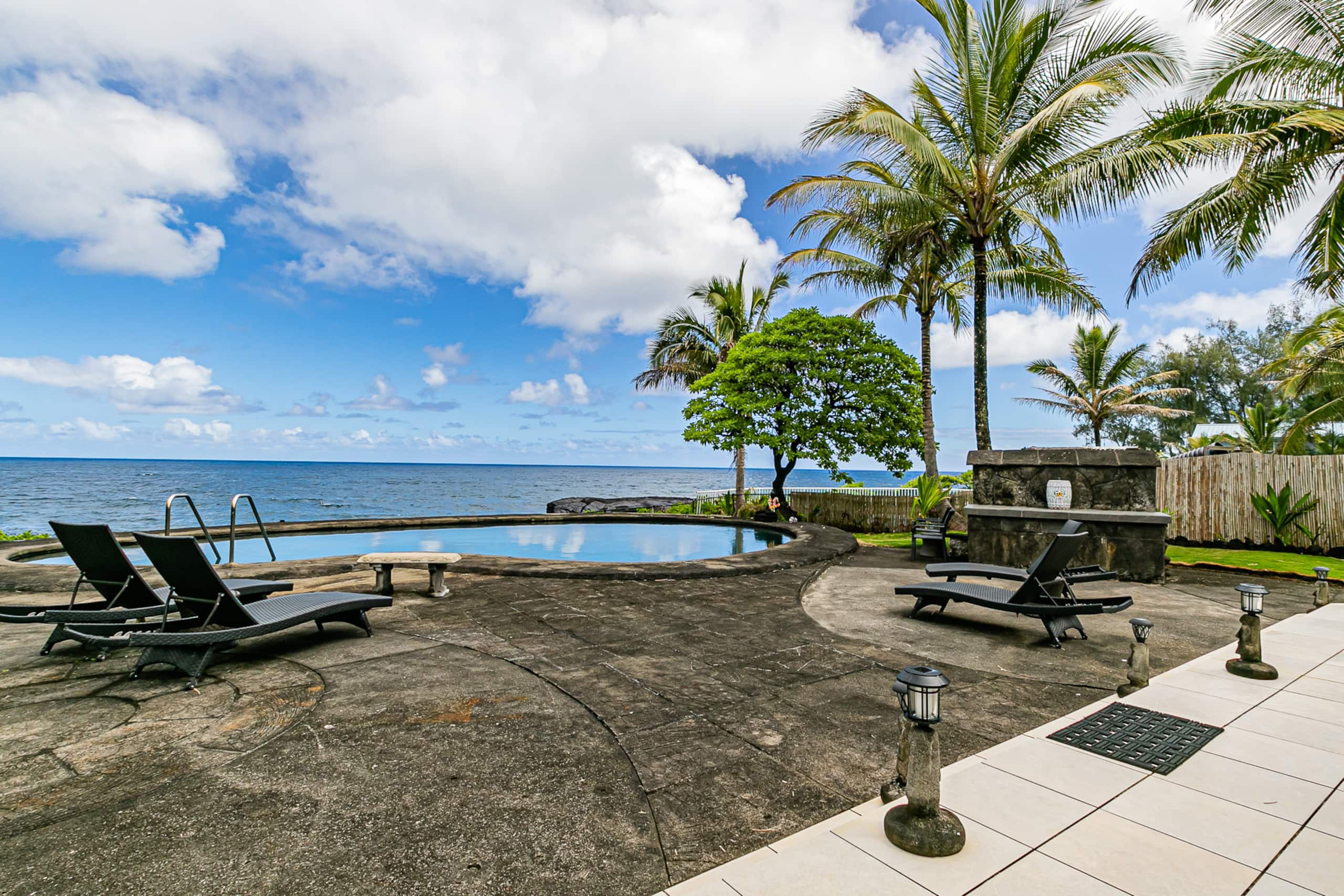 Home in Keaau · ★4.91 · 2 bedrooms · 3 beds · 2 baths - Image 44
