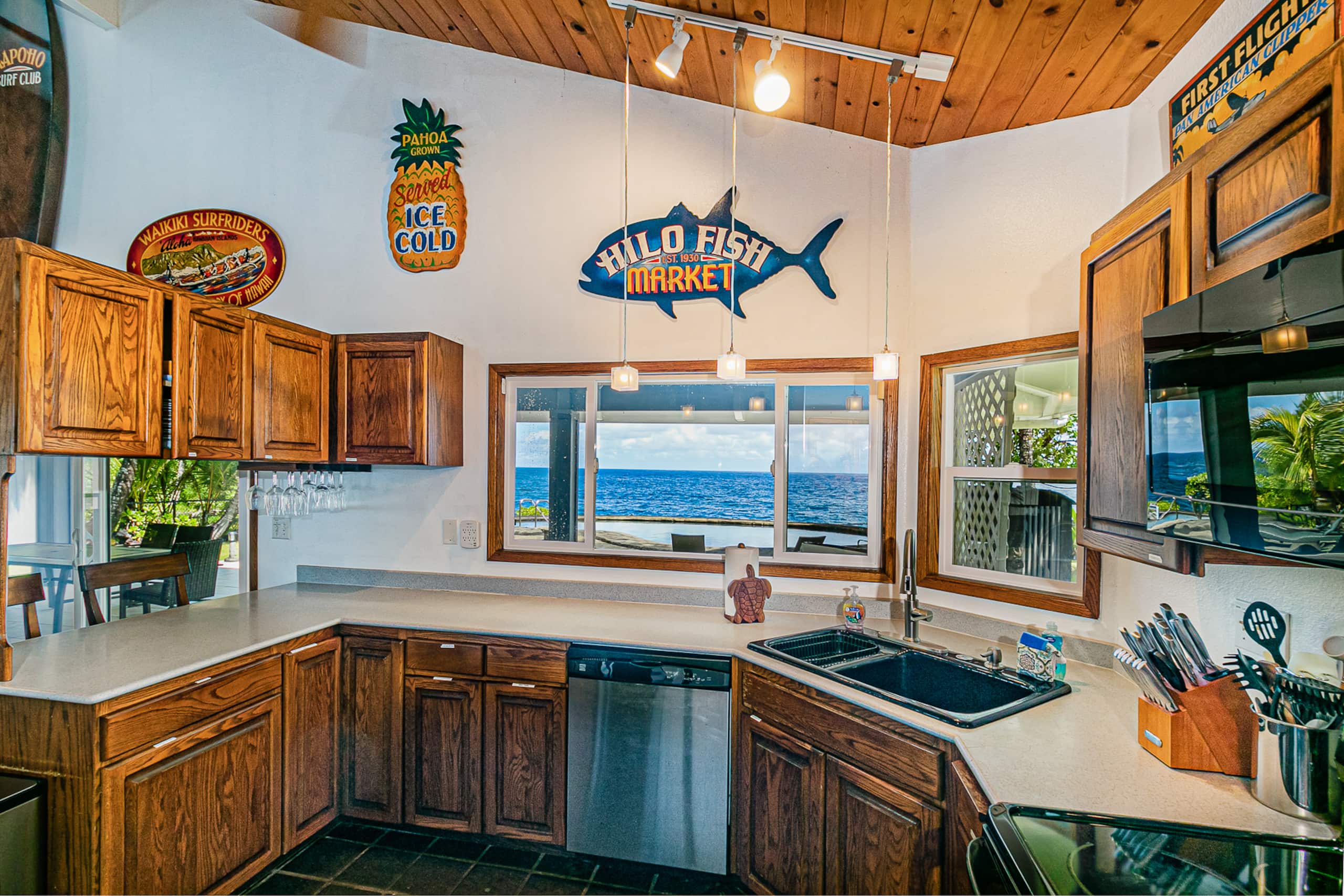Home in Keaau · ★4.91 · 2 bedrooms · 3 beds · 2 baths - Image 6