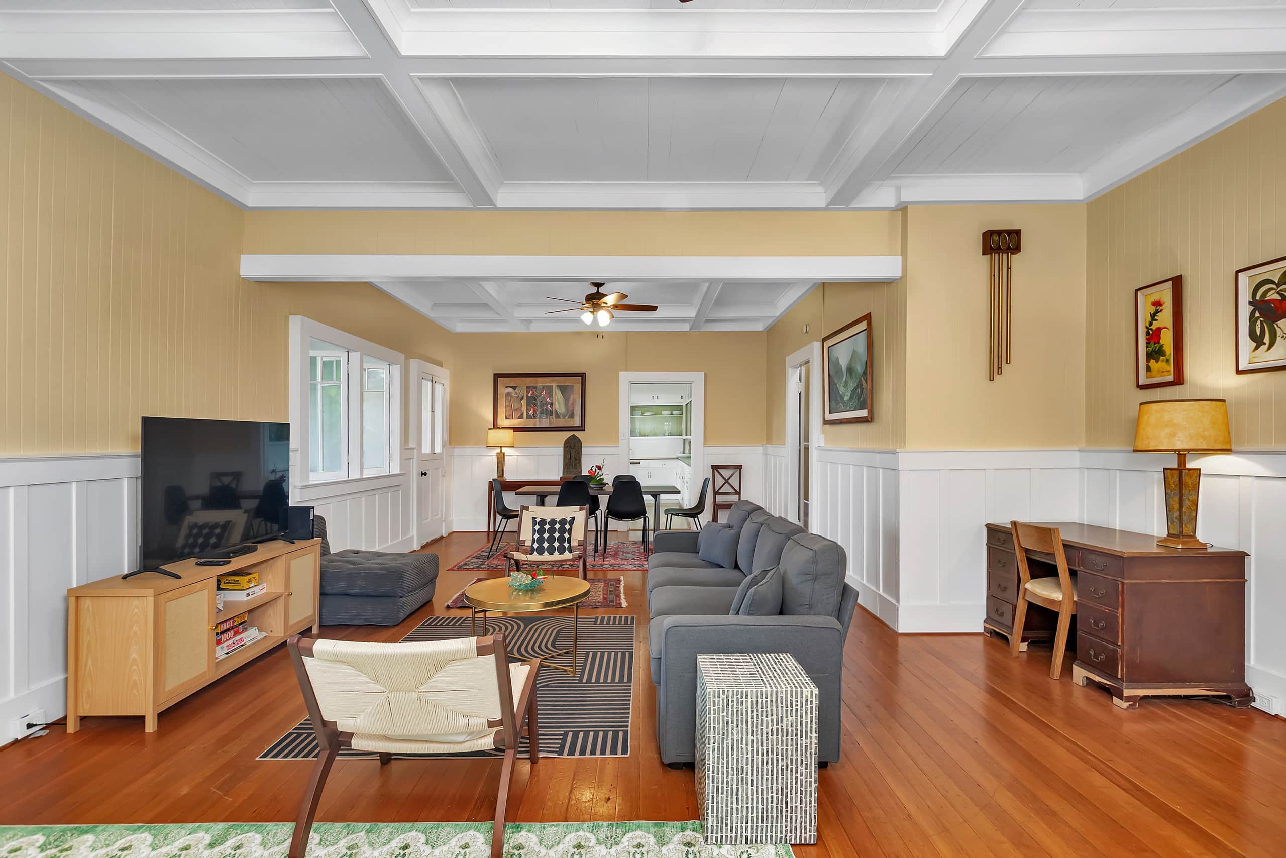 Home in Hilo · ★4.83 · 4 bedrooms · 5 beds · 2 private baths - Image 18