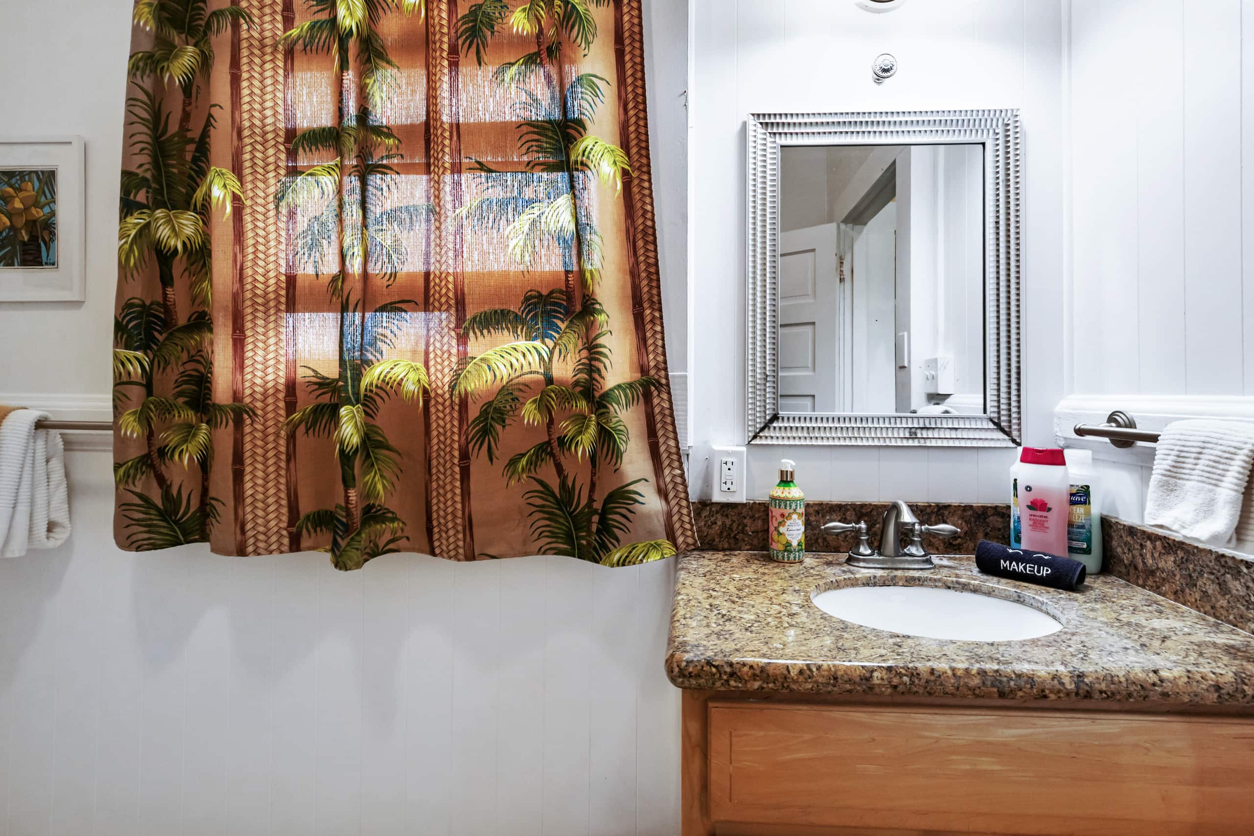 Home in Hilo · ★4.83 · 4 bedrooms · 5 beds · 2 private baths - Image 48