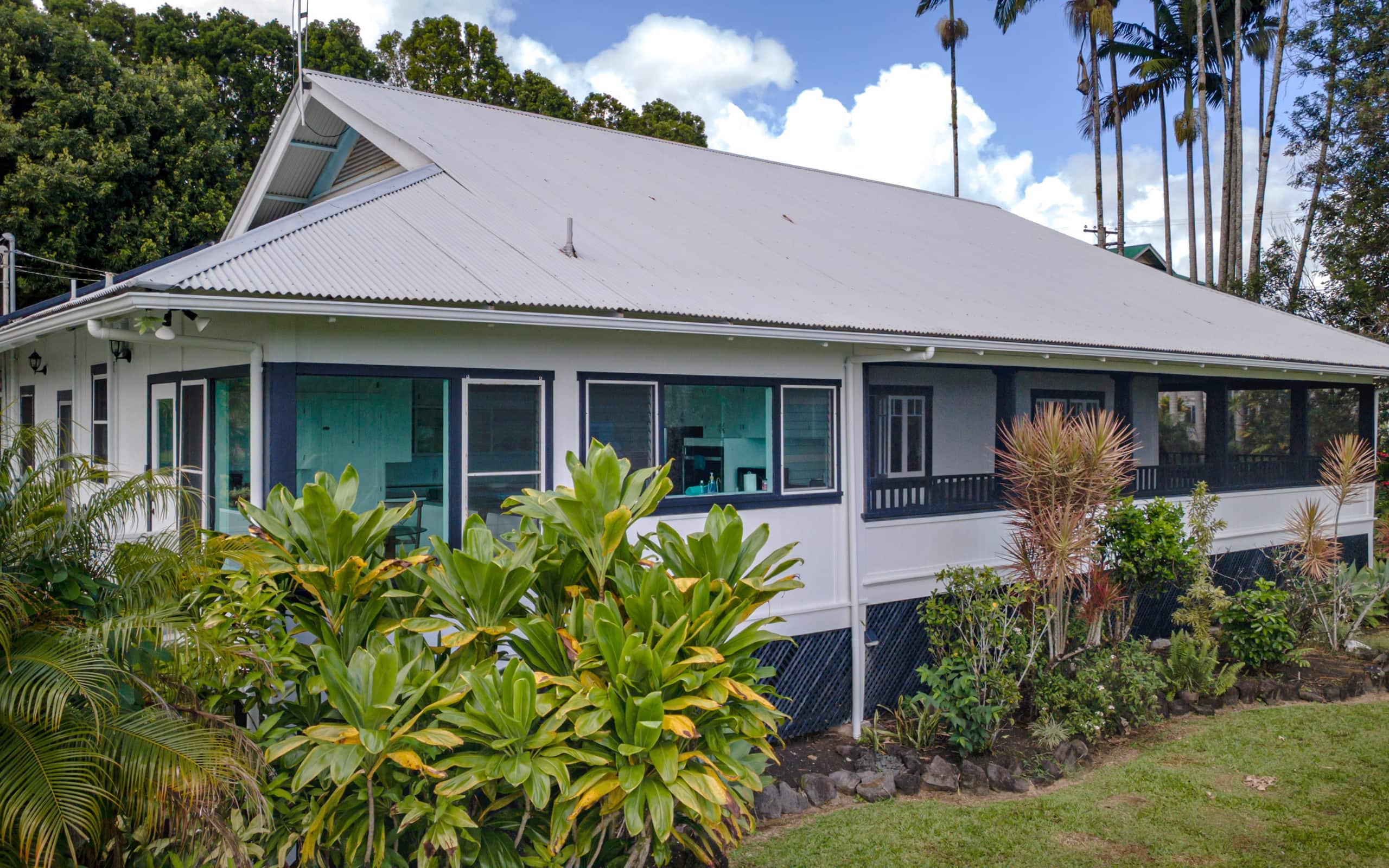 Home in Hilo · ★4.83 · 4 bedrooms · 5 beds · 2 private baths - Image 60