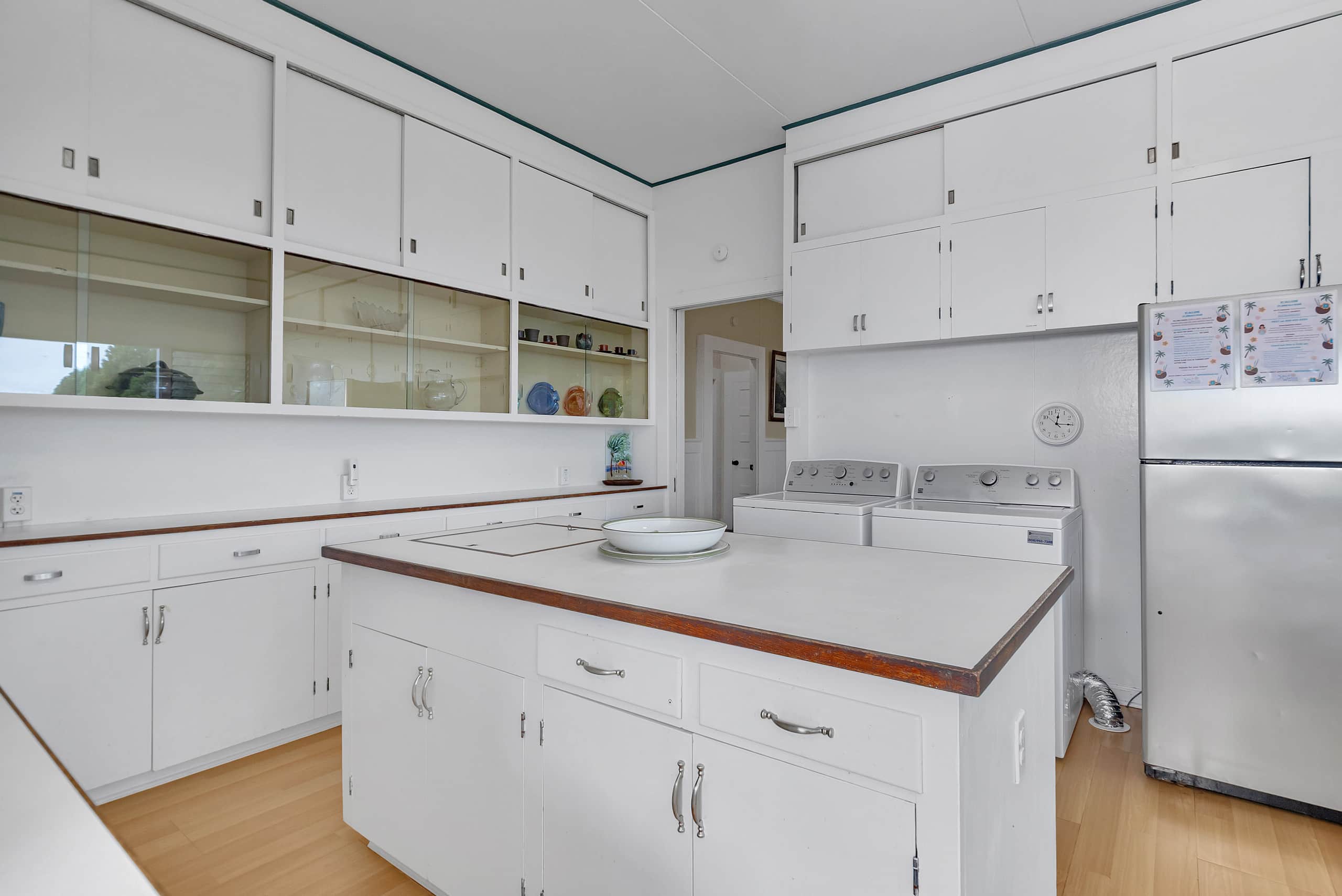 Home in Hilo · ★4.83 · 4 bedrooms · 5 beds · 2 private baths - Image 19