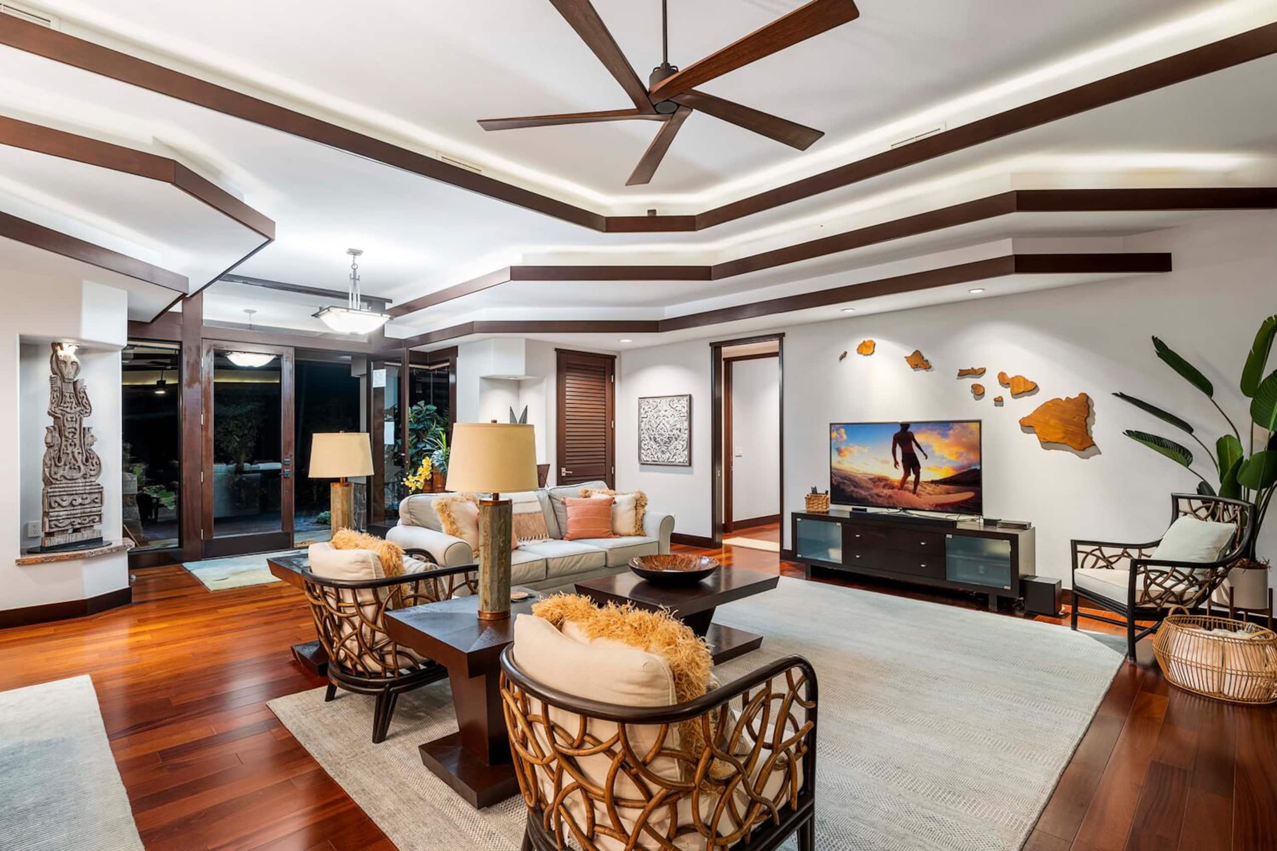 Home in Kailua-Kona · ★4.94 · 3 bedrooms · 3 beds · 3.5 baths - Image 12