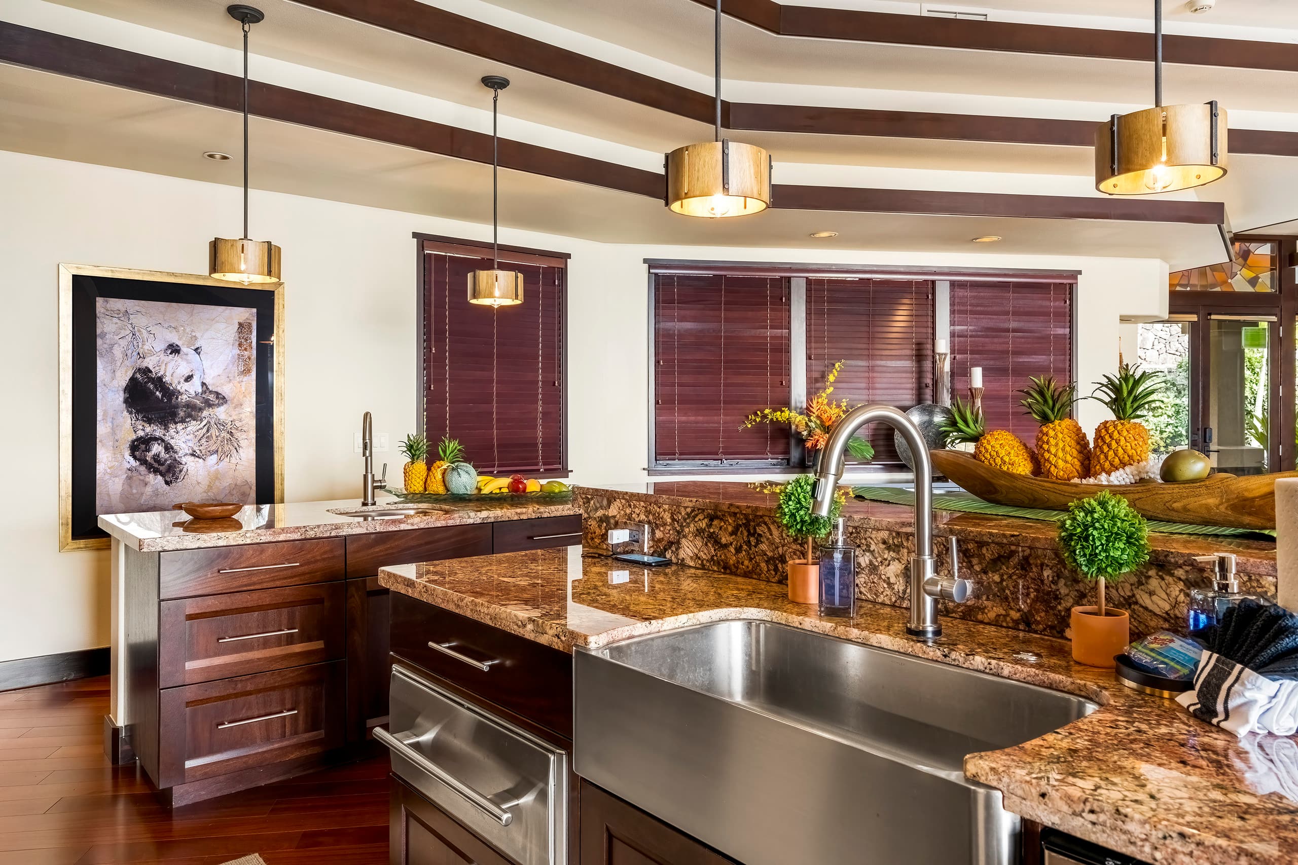 Home in Kailua-Kona · ★4.94 · 3 bedrooms · 3 beds · 3.5 baths - Image 14