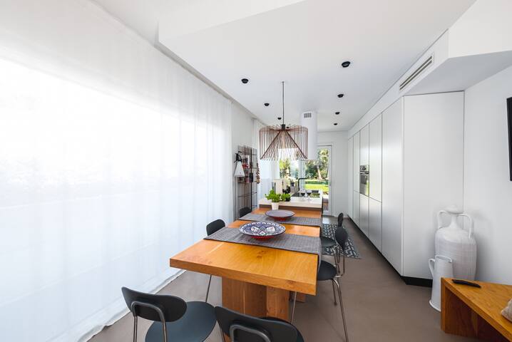 HelloApulia Villa Gemma: eco pool and sea to door gallery image 4