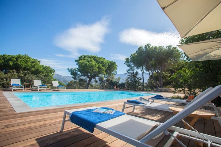 sarl les laurels roses managed Airbnb listing 3