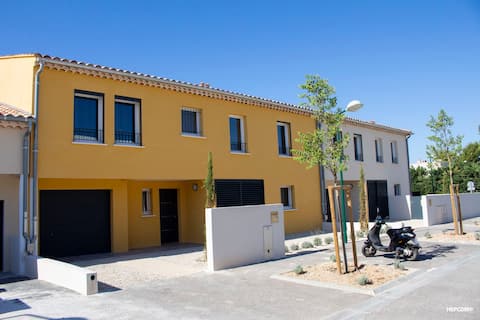 La Bastide 7, La Fare-les-Oliviers