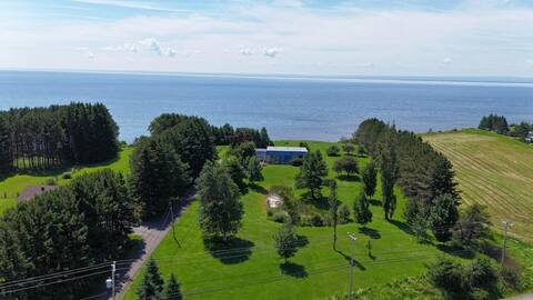 Private Beach House, Private Beach House