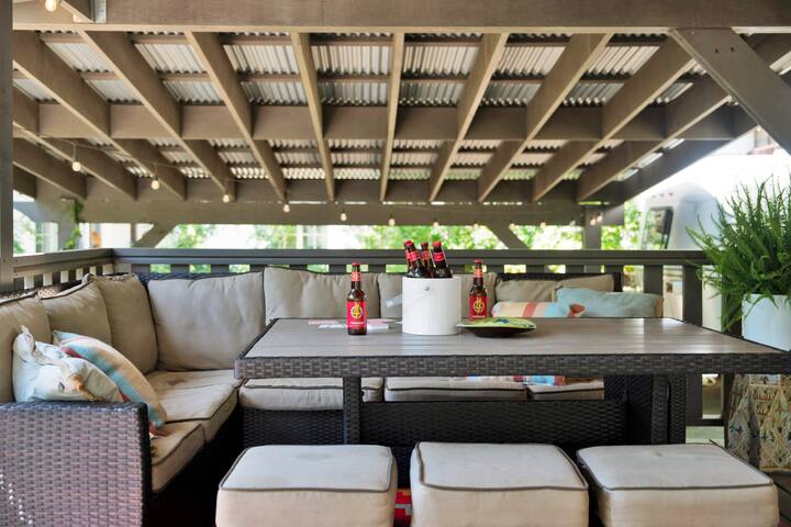 The Perfect Homebase for Exploring Austin! gallery image 3