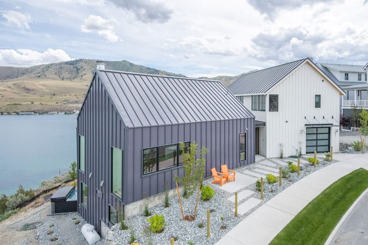 Grand Crew At Chelan Lookout Vacation Rentals - Chelan, WA