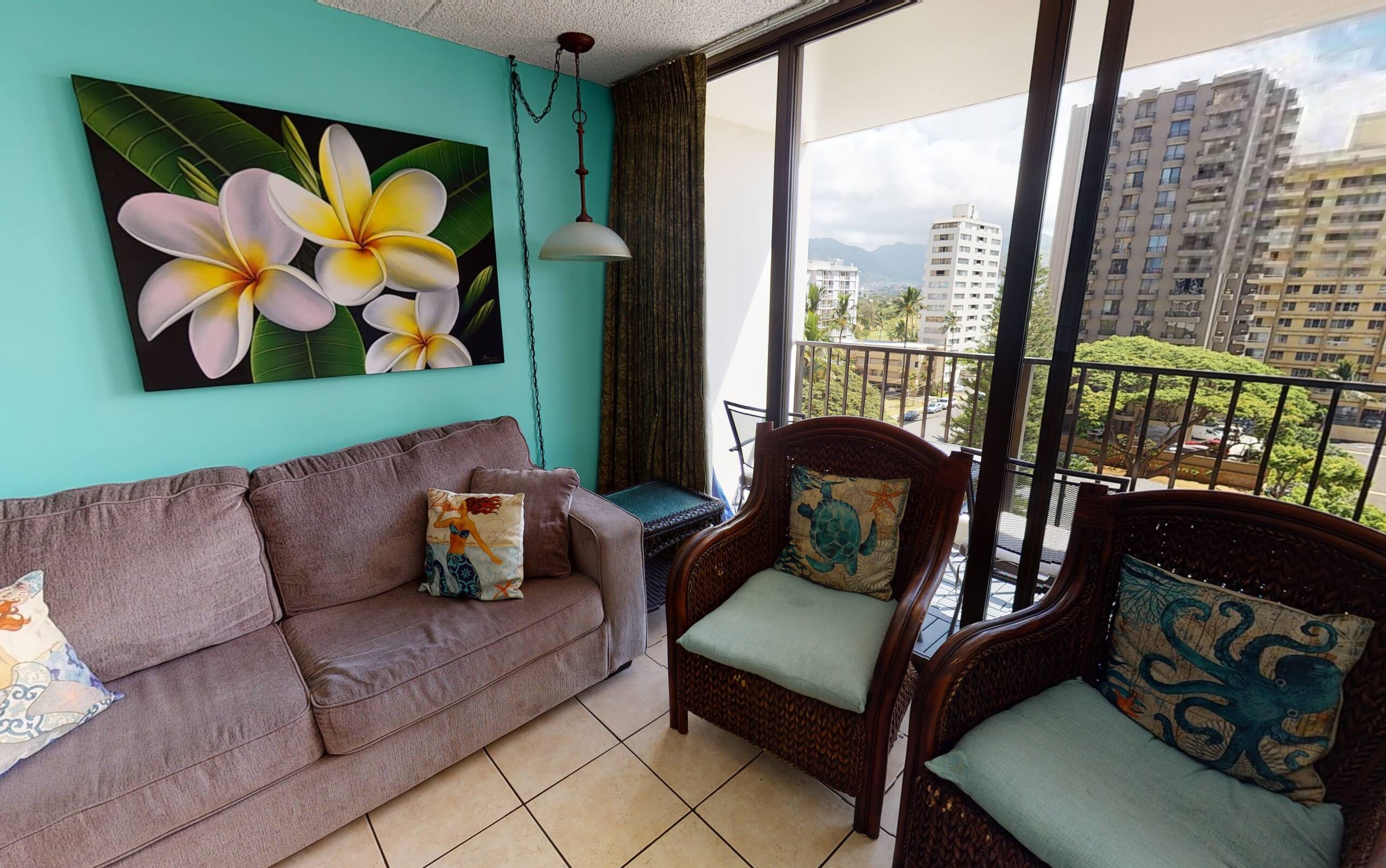 Condo in Honolulu · ★4.2 · 1 bedroom · 3 beds · 1 private bath - Image 10
