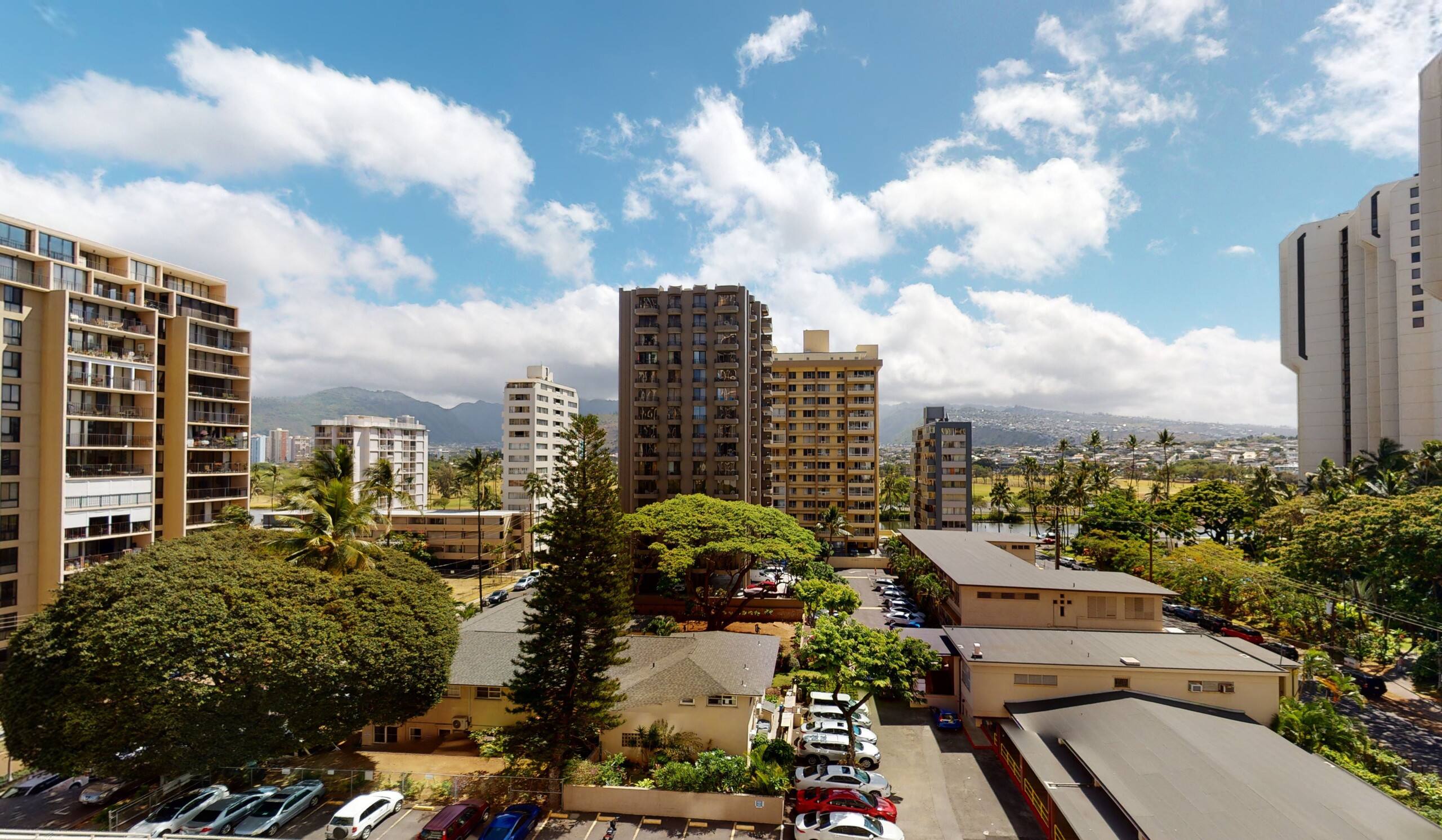 Condo in Honolulu · ★4.2 · 1 bedroom · 3 beds · 1 private bath - Image 30