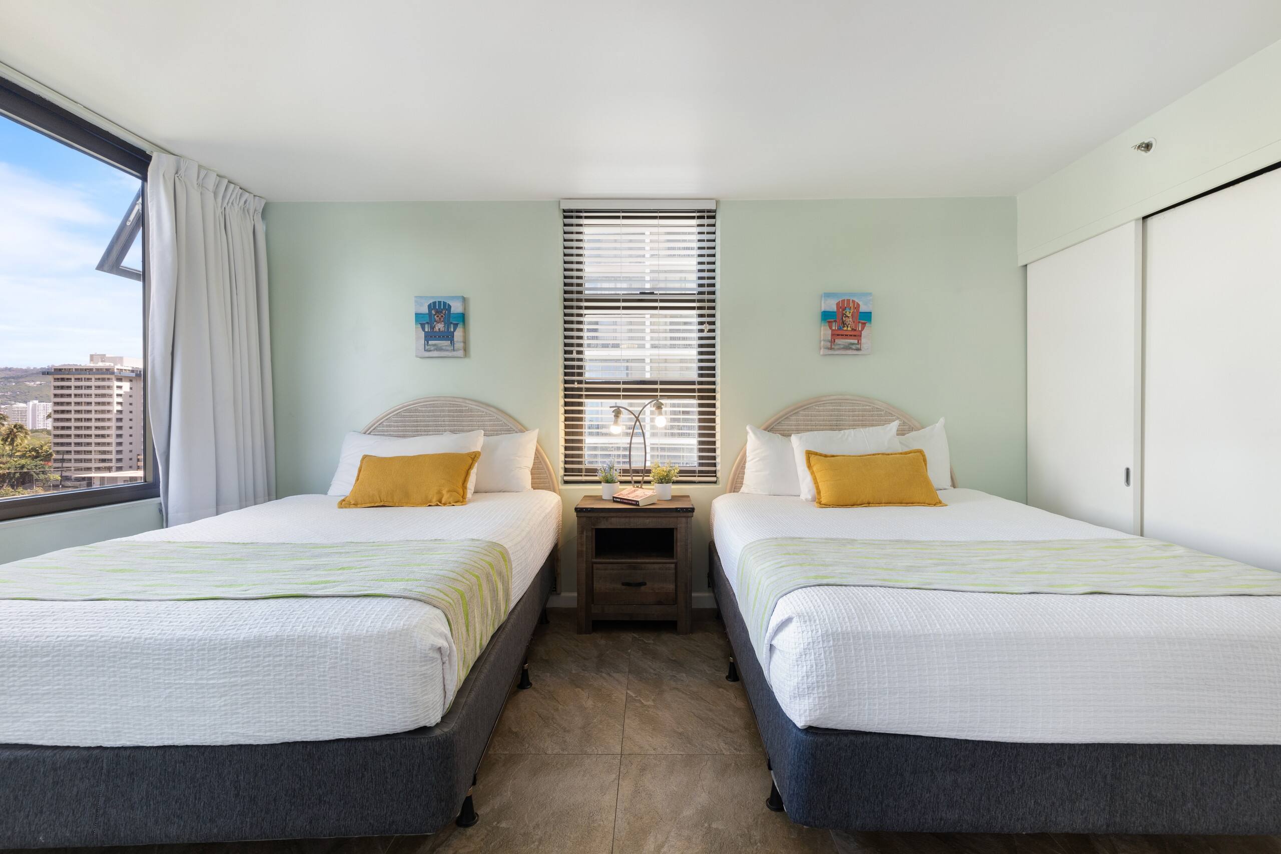 Condo in Honolulu · ★4.35 · 1 bedroom · 4 beds · 1 private bath - Image 8