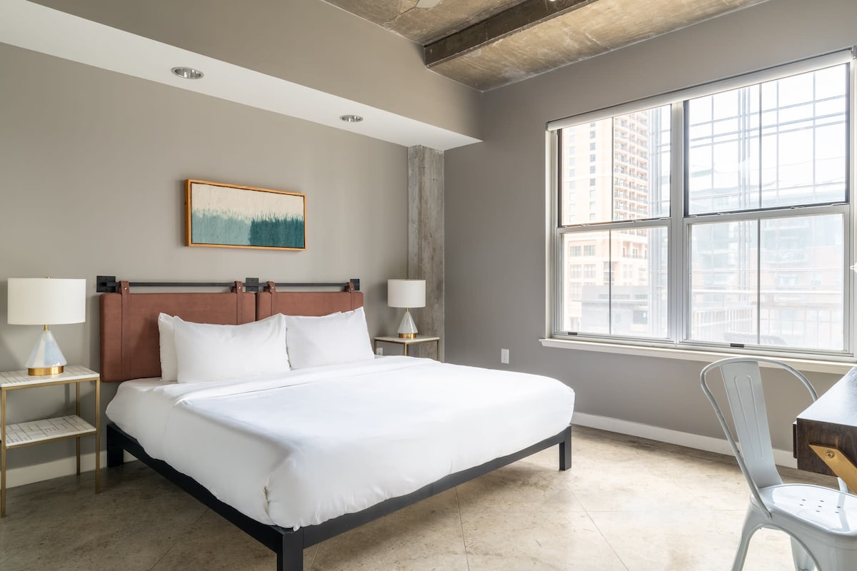Kasa | 1BD, Walk to South Congress Bridge | Austin