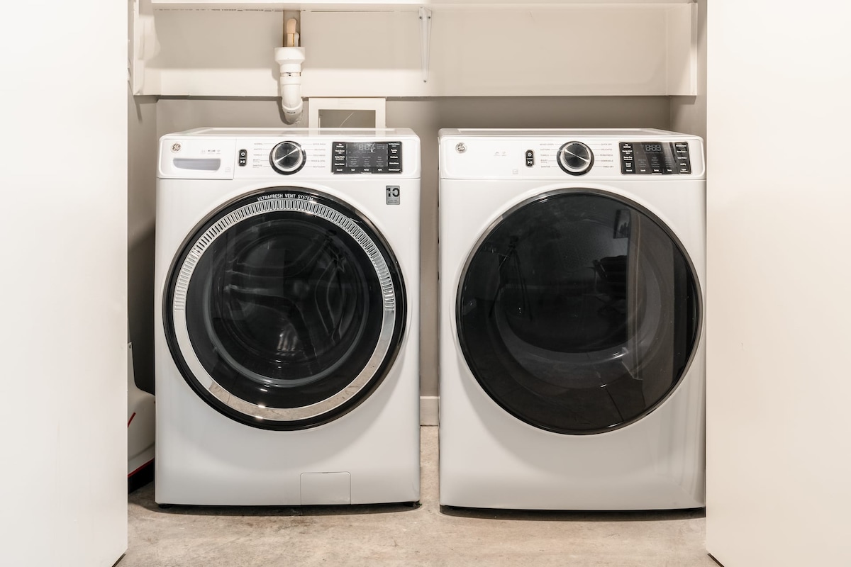 Kasa | 1BD, Walk to South Congress Bridge | Austin