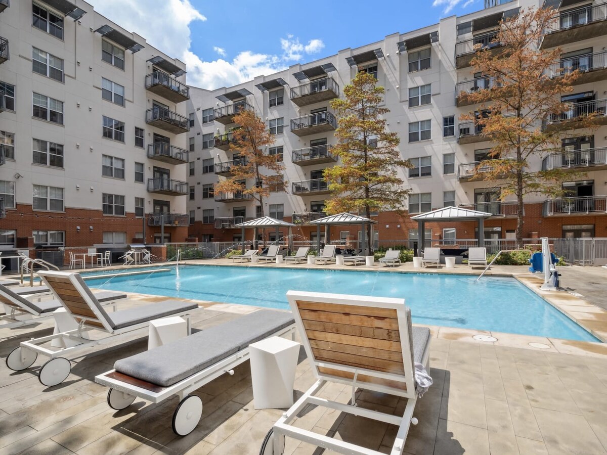 Kasa | Downtown 2BD, Gym and Pool Access | Austin