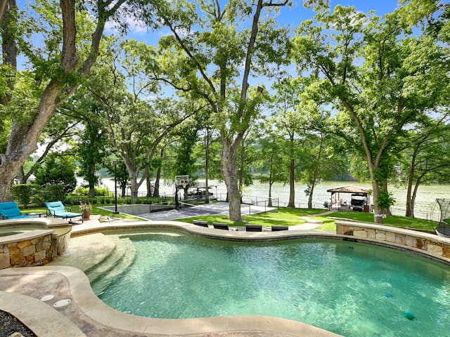 Above Casa TranquilityI Lake Austin I Pool&Spa l P