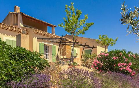 Lovely home in St. Maurice sur Eygues