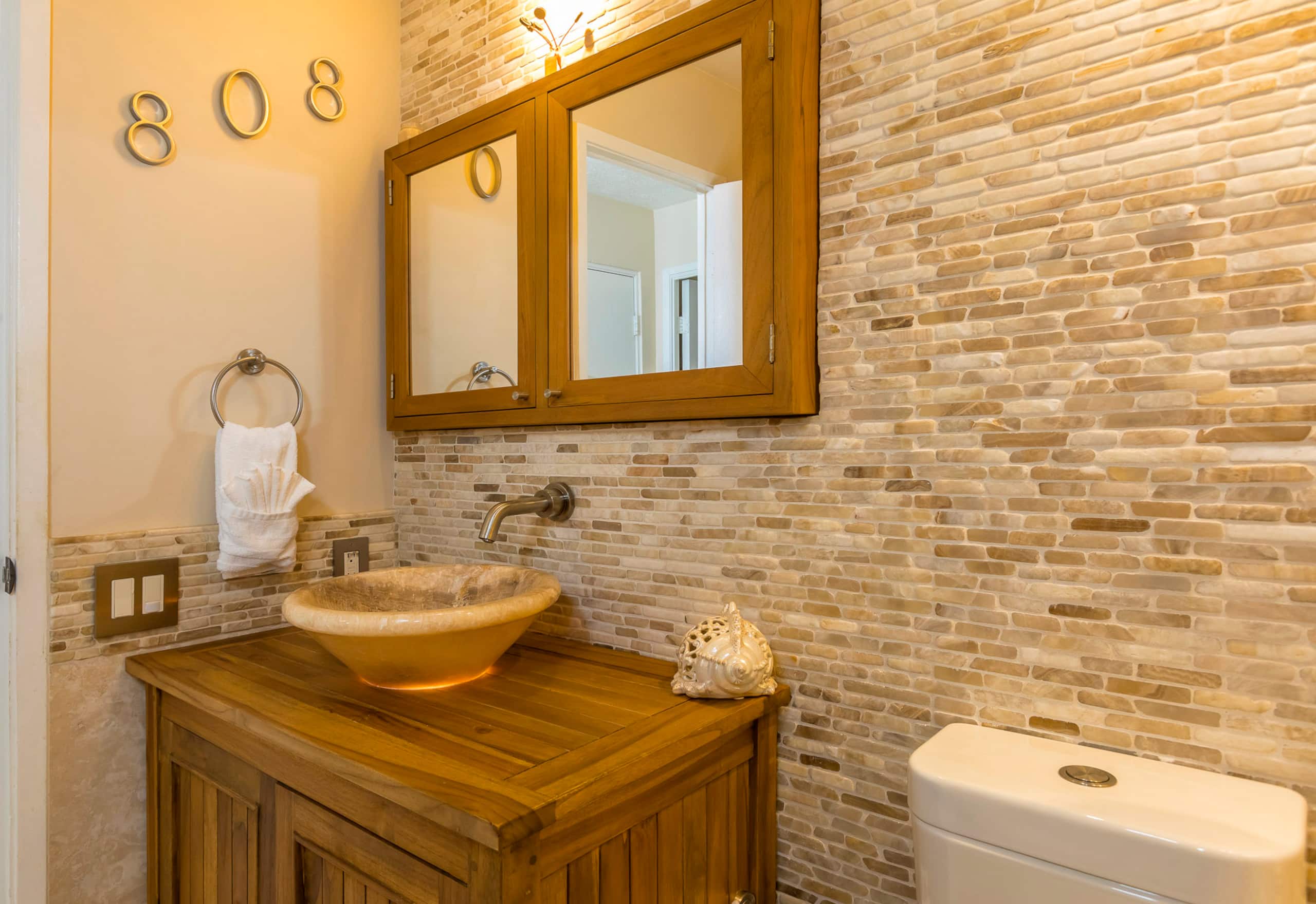 Condo in Wailuku · ★4.82 · 1 bedroom · 2 beds · 1 shared bath - Image 20