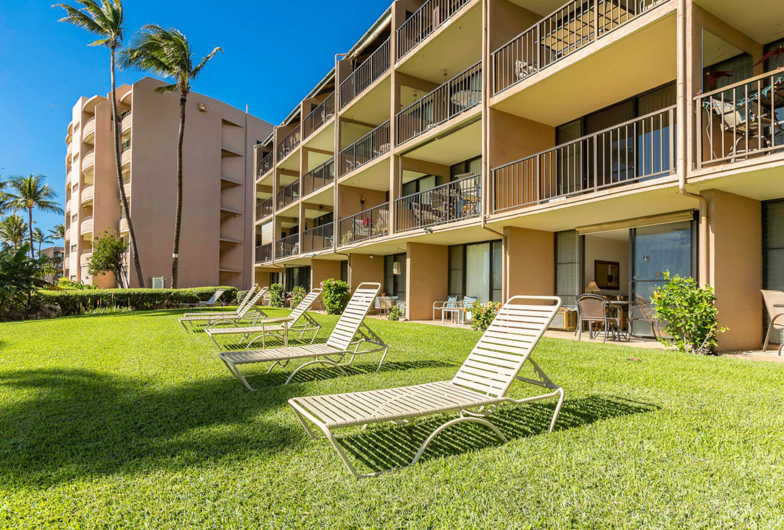 Condo in Wailuku · ★4.82 · 1 bedroom · 2 beds · 1 shared bath - Image 44