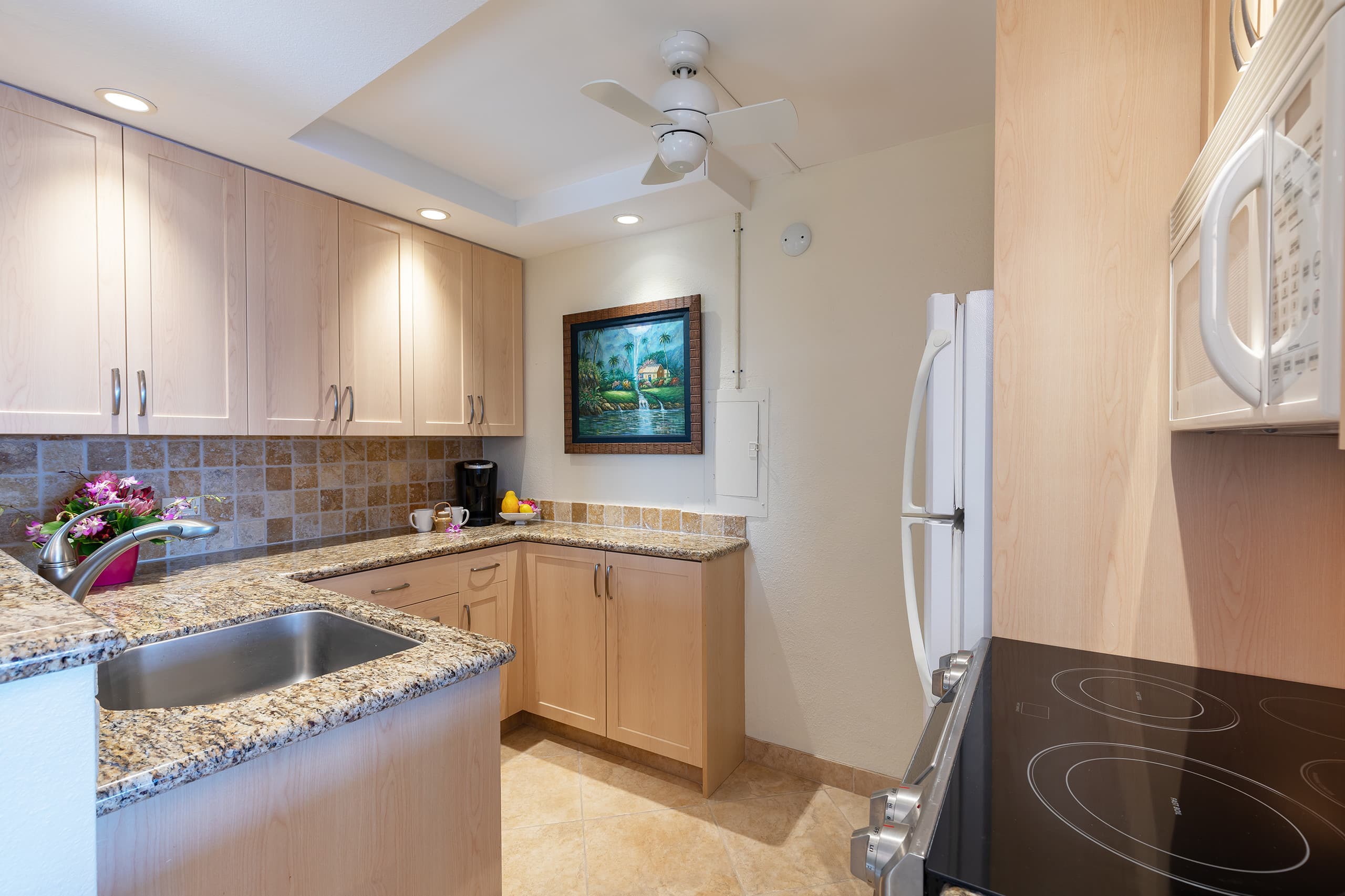 Condo in Wailuku · ★4.78 · 2 bedrooms · 2 beds · 2 baths - Image 17