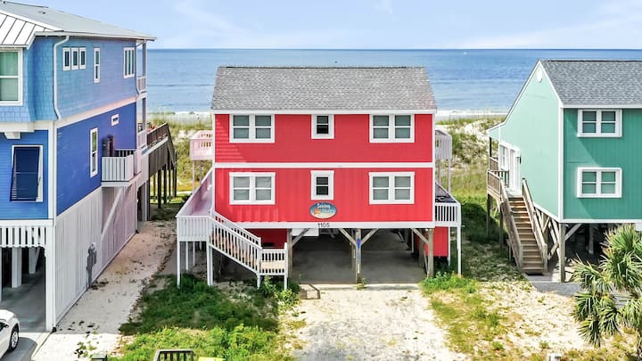 Oceanfront Bliss At Sea-ing Starrs, Oak Island - Oak Island, NC