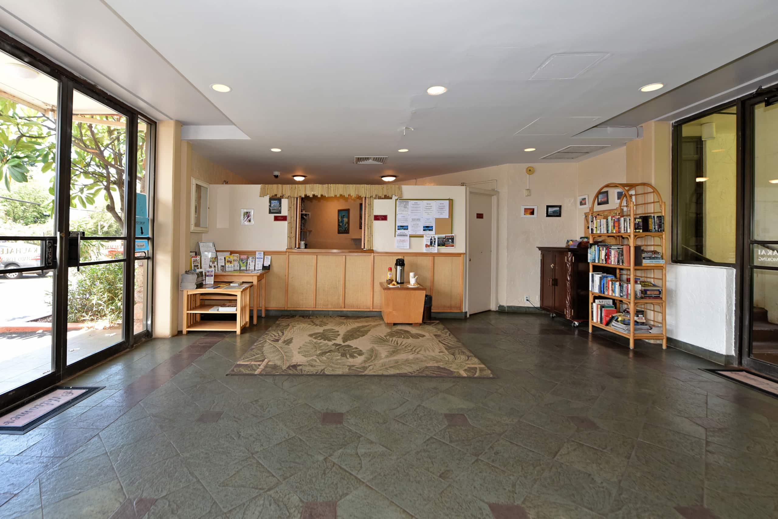 Condo in Kihei · ★4.38 · 2 bedrooms · 3 beds · 2 private baths - Image 33