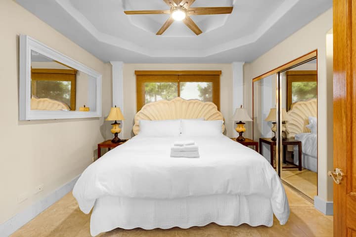 მე-2 სართულის საძინებელი 2 სააბაზანოთი