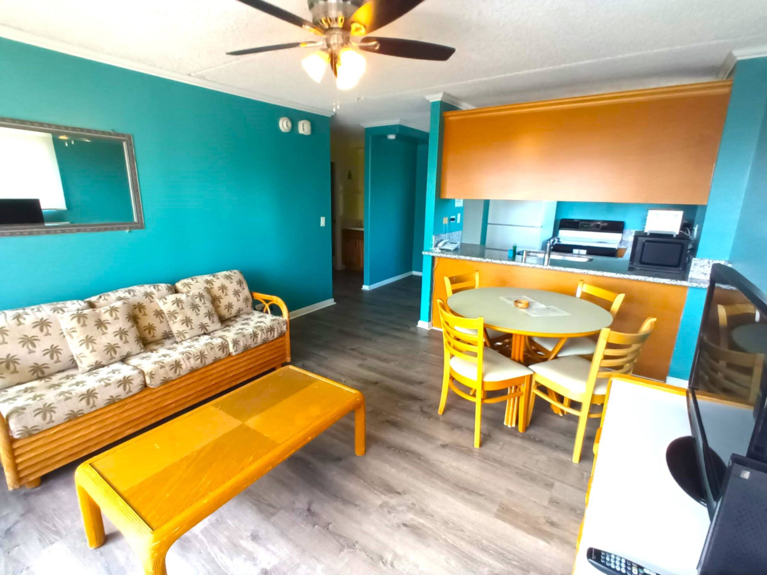 Condo in Honolulu · ★4.2 · 1 bedroom · 3 beds · 1 private bath - Image 26