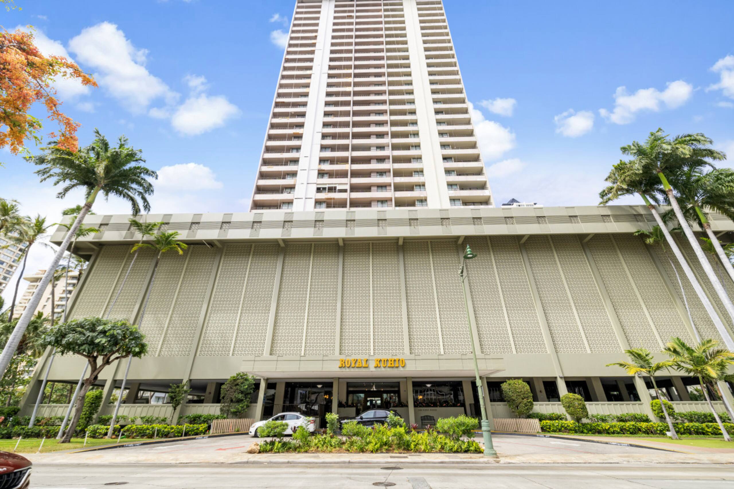 Condo in Honolulu · ★4.2 · 1 bedroom · 3 beds · 1 private bath - Image 51