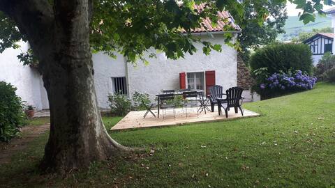 Cottage located in a natural environment, located