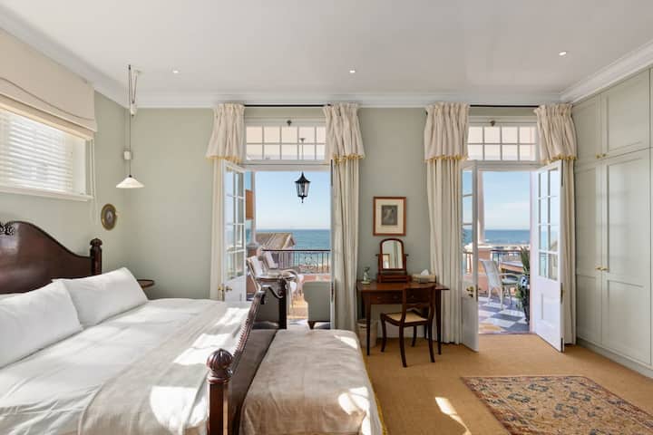 Голем брачен кревет (широк 180-220 см)