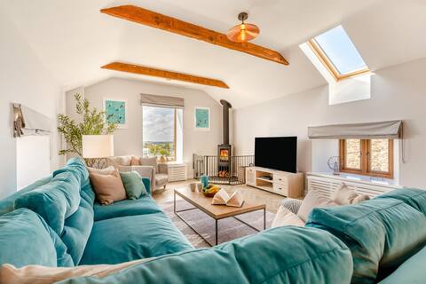 3 Bed in Mawgan Porth (oc-p00824)