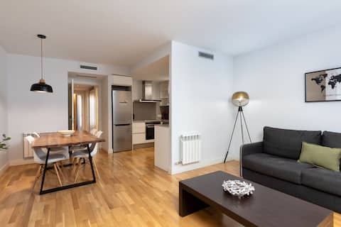 Top Airbnb: Flateli. Nord, Family apartment 2-1 en Girona