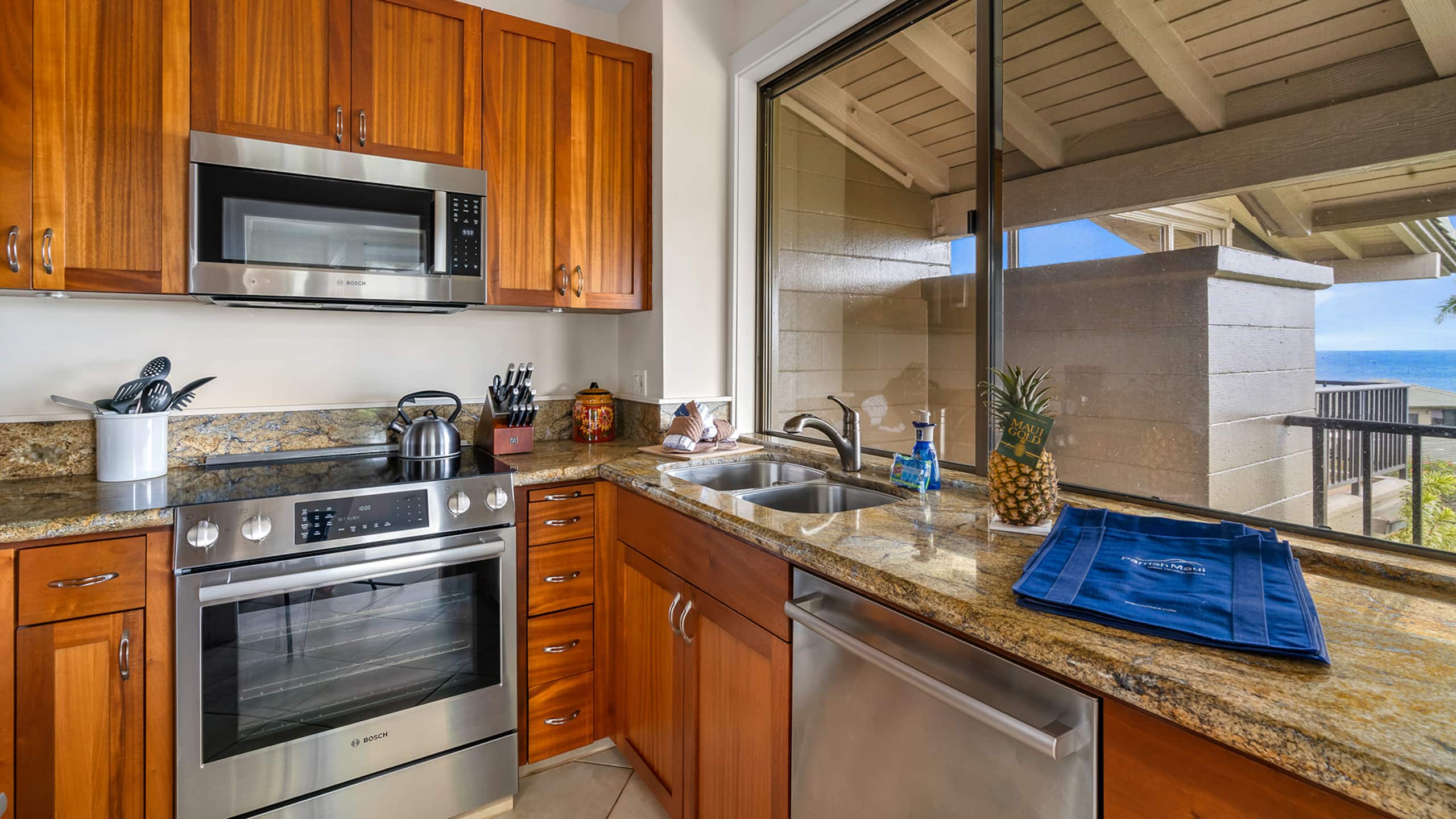 Kapalua Bay Villa 17B4 By Parrish Maui - Image 12