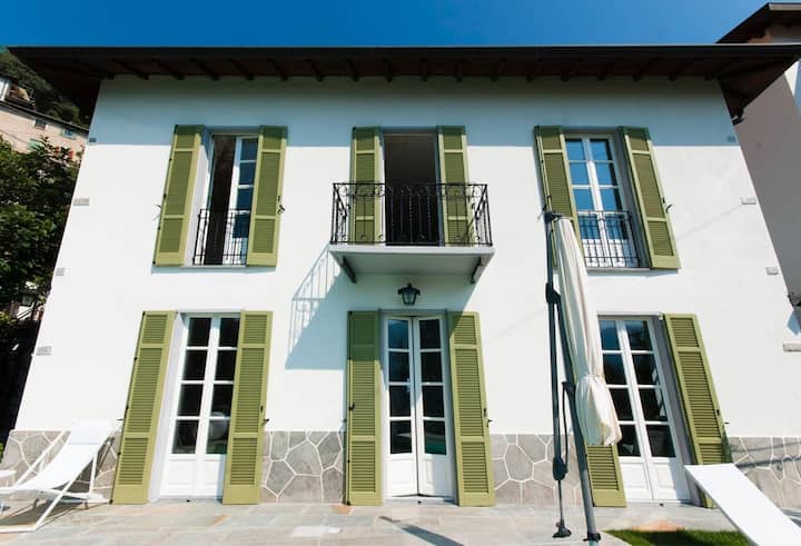 Villino Genia Moltrasio Lake Como Pool & Lake View