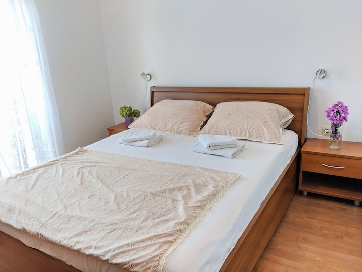 Dhoma e gjumit nr. 2, Sipërfaqja: 12 m²