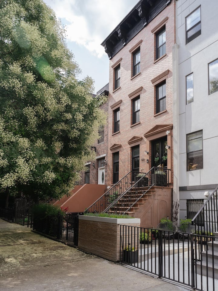 Private Street Level Brownstone Apartment - Brooklyn, NY