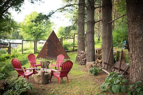 Country In The City ~ Fireplace, 3D Massage Chair