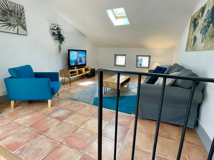 Annonce Airbnb populaire: Superb stone built house in the heart of Uzès à Uzès