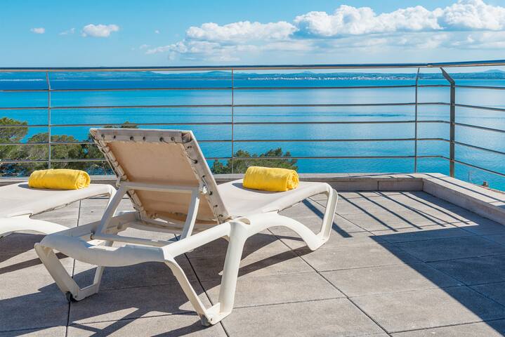 E127 Miramar by Mallorca Villa Selection