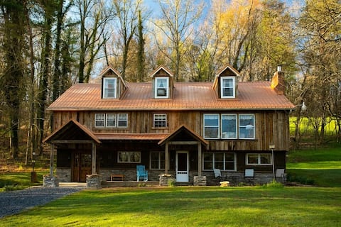 Hatch - Group Cabin on the South Holston River